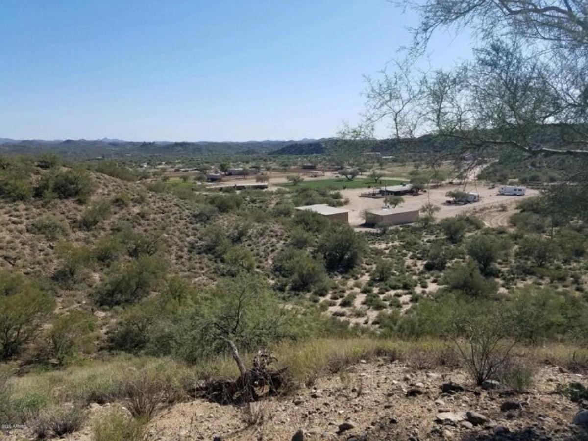 Picture of Residential Land For Sale in Wickenburg, Arizona, United States