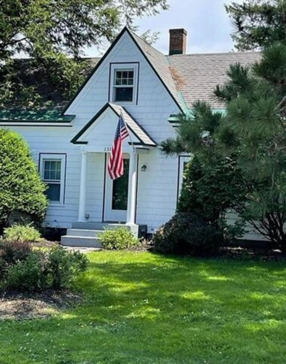 Picture of Home For Sale in Rutland, Vermont, United States