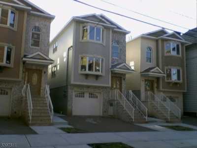 Apartment For Rent in Harrison, New Jersey