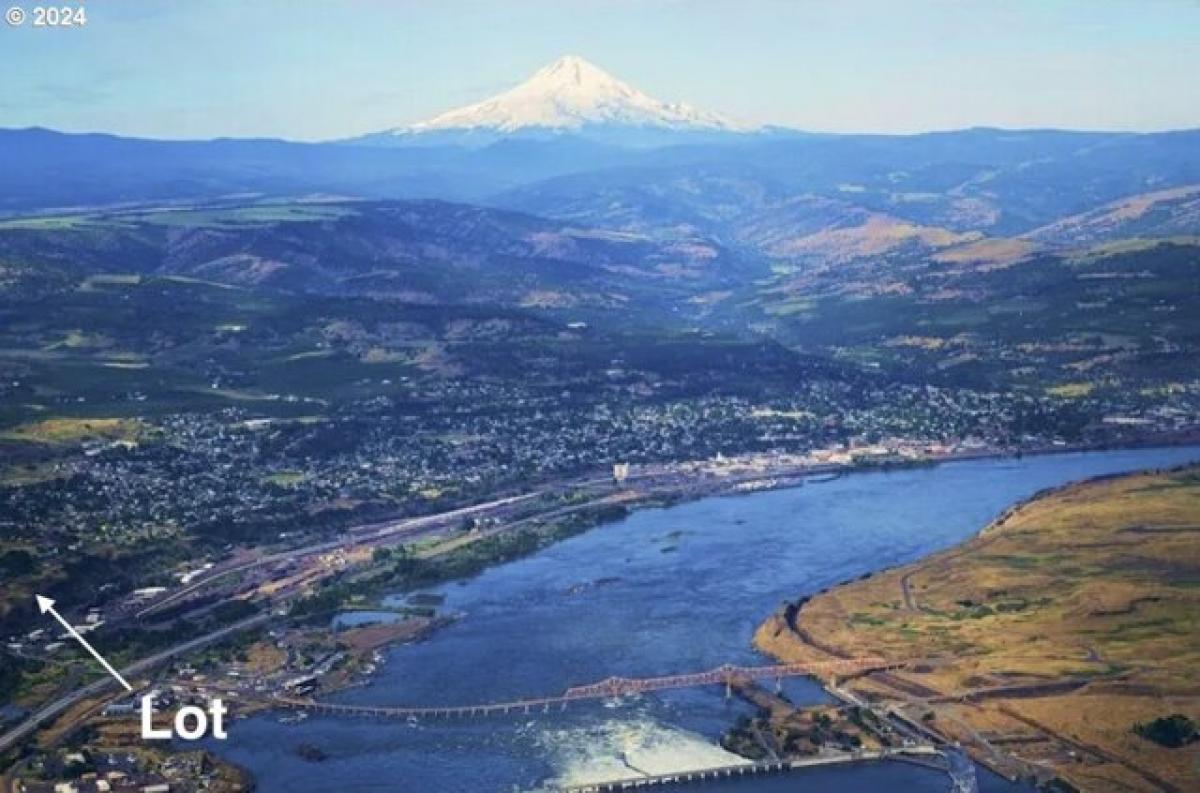 Picture of Residential Land For Sale in The Dalles, Oregon, United States