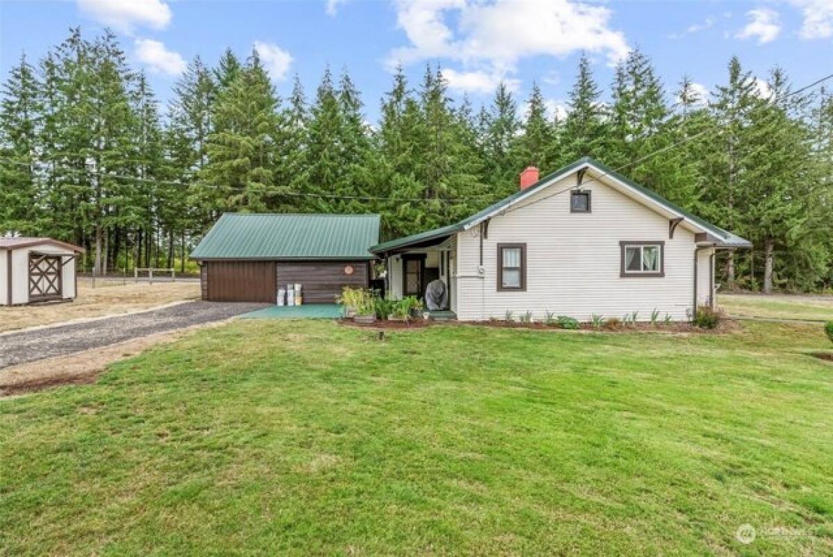 Picture of Home For Sale in Chehalis, Washington, United States