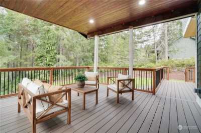 Home For Sale in Lakebay, Washington