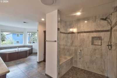 Home For Sale in Tigard, Oregon