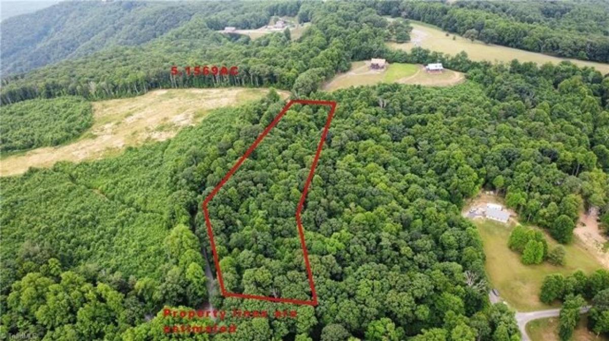 Picture of Residential Land For Sale in Hillsville, Virginia, United States