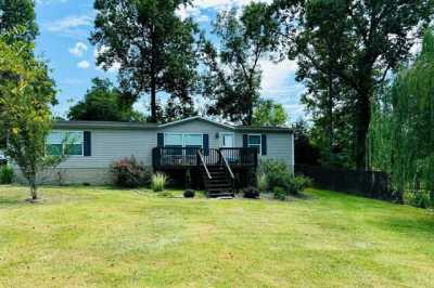 Home For Sale in Staffordsville, Kentucky