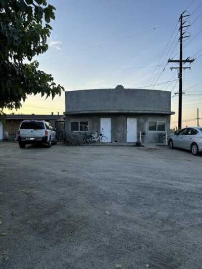 Home For Sale in Porterville, California