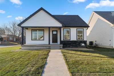 Home For Sale in Waterloo, Iowa