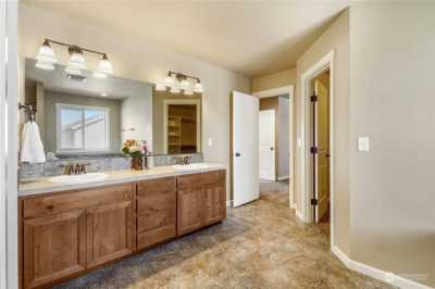 Home For Sale in Moses Lake, Washington