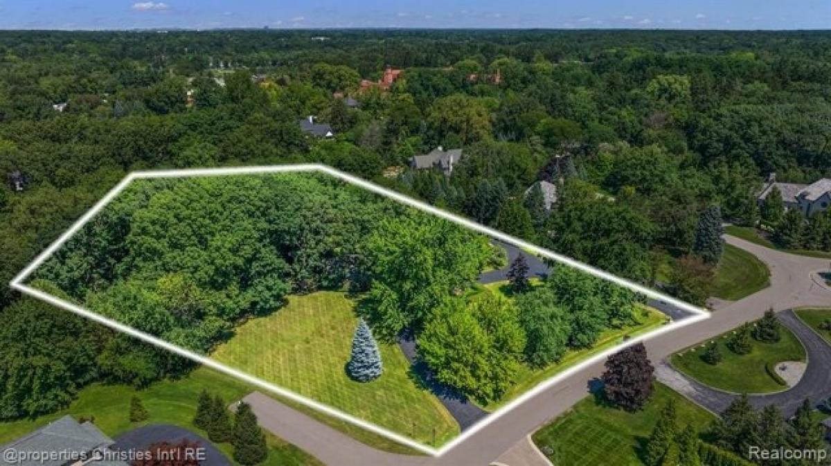 Picture of Residential Land For Sale in Bloomfield Hills, Michigan, United States