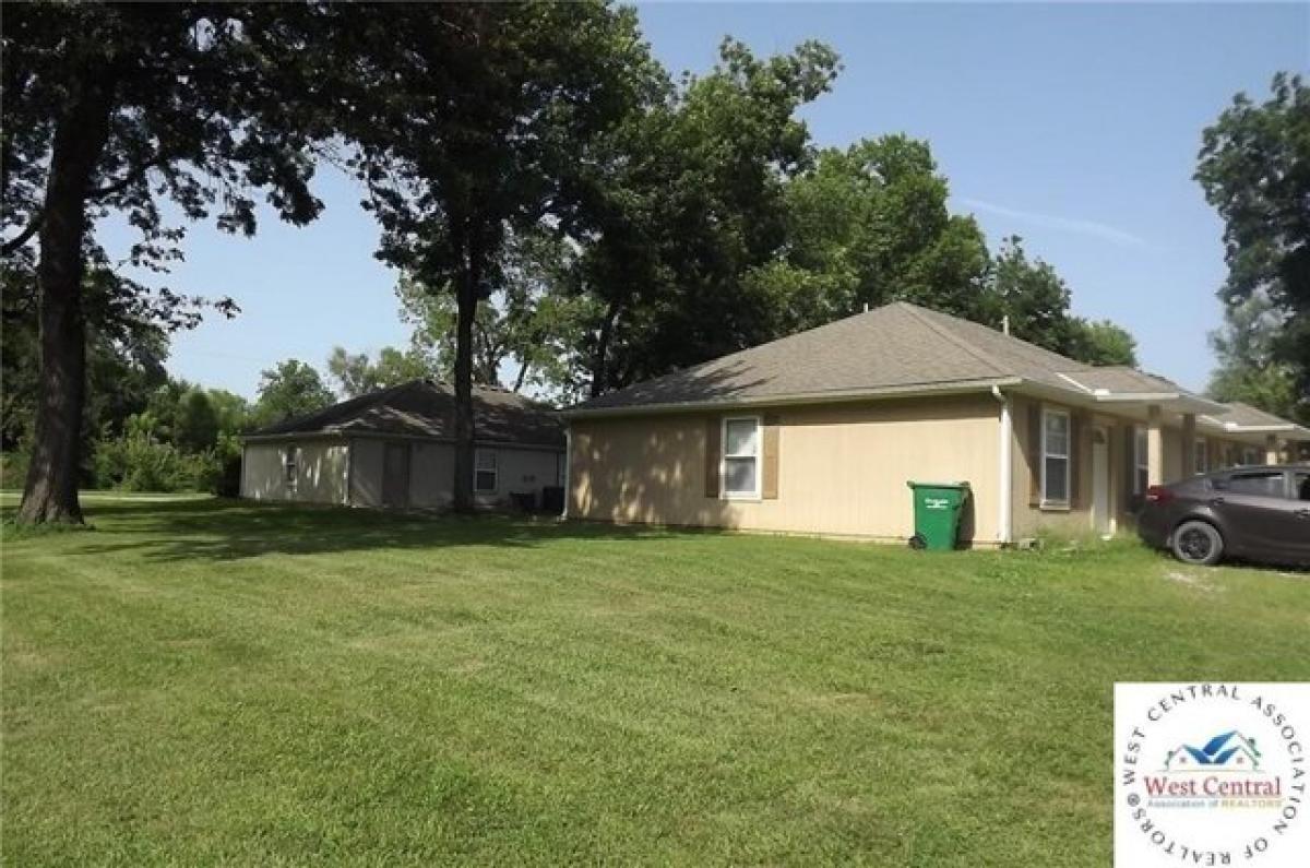 Picture of Home For Sale in Creighton, Missouri, United States