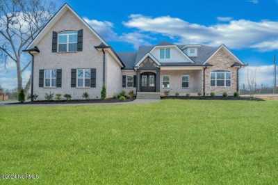 Home For Sale in Four Oaks, North Carolina