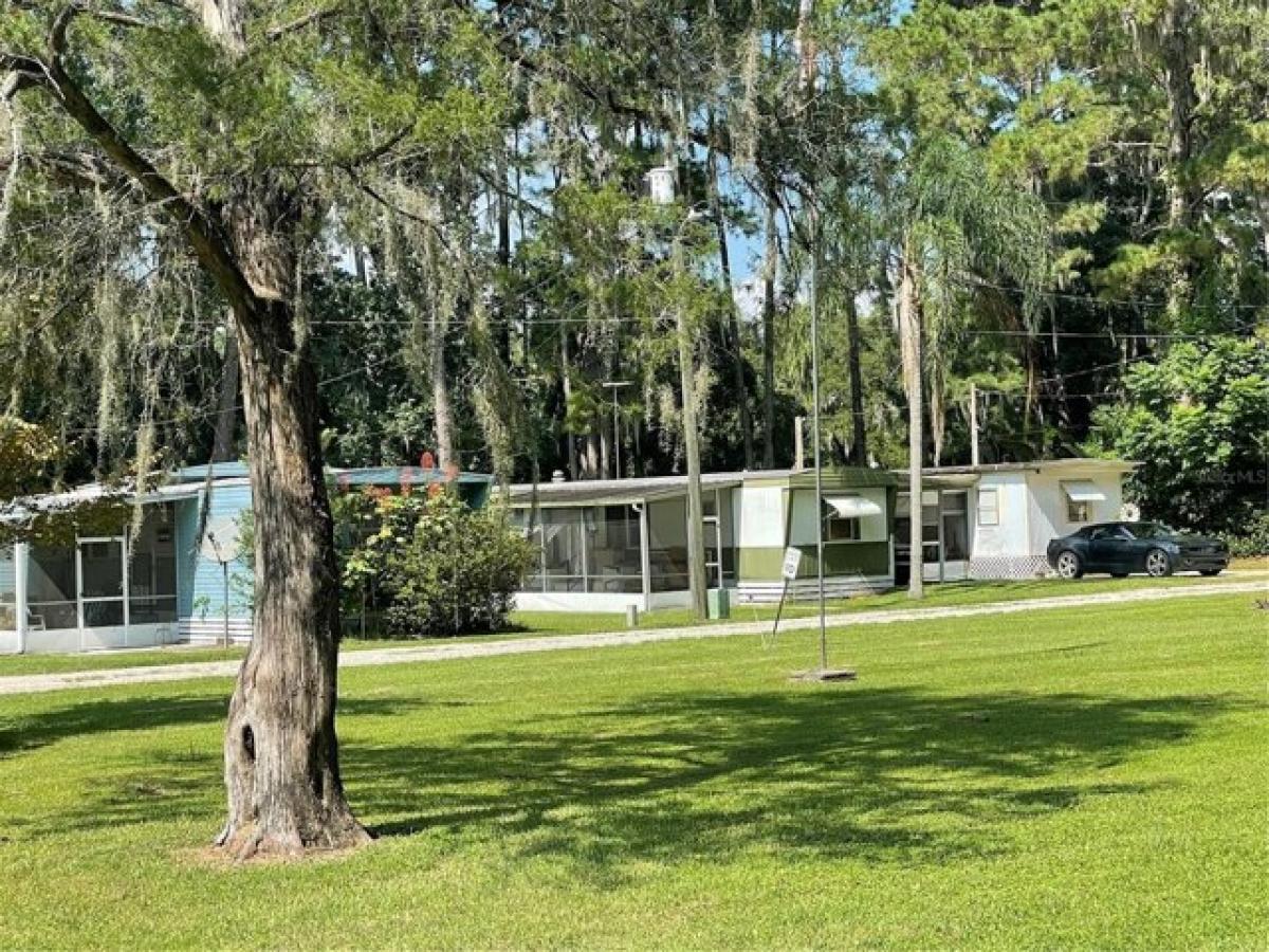 Picture of Home For Sale in Astor, Florida, United States