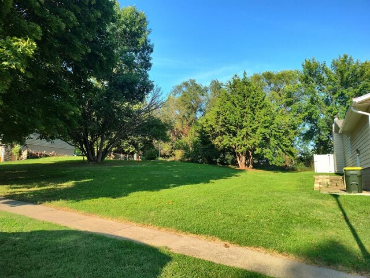 Picture of Residential Land For Sale in Sioux City, Iowa, United States