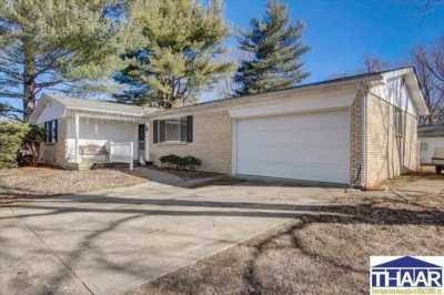 Home For Sale in Clinton, Indiana