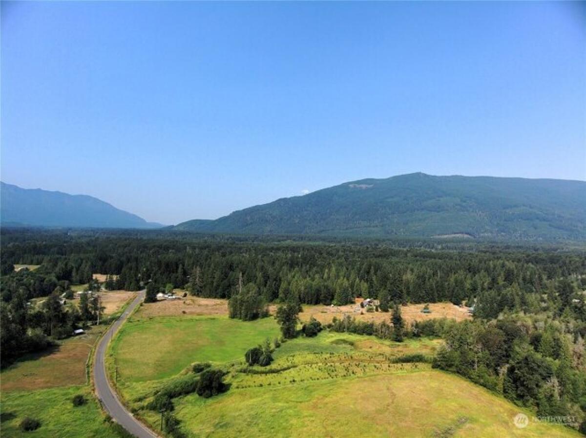 Picture of Residential Land For Sale in Darrington, Washington, United States