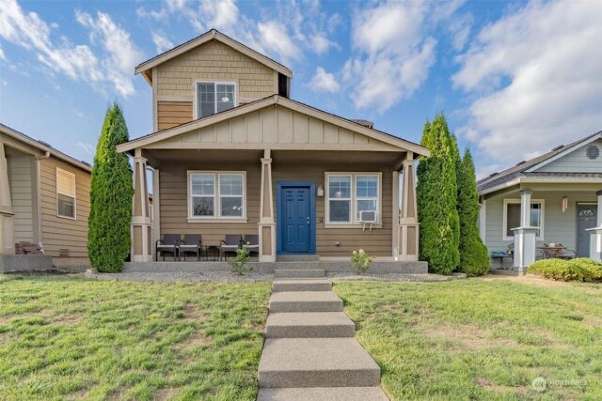 Picture of Home For Sale in Yelm, Washington, United States