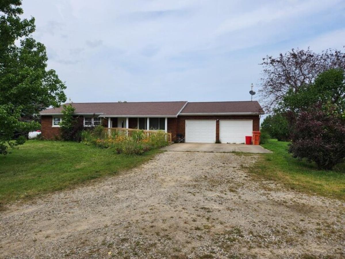 Picture of Home For Sale in Owosso, Michigan, United States