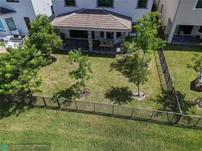 Home For Sale in Parkland, Florida