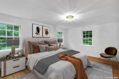 Home For Sale in Cold Spring Harbor, New York