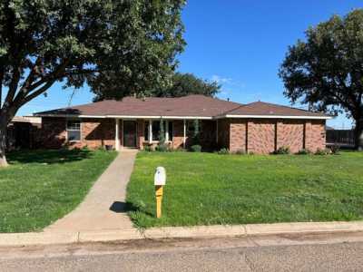 Home For Sale in Friona, Texas