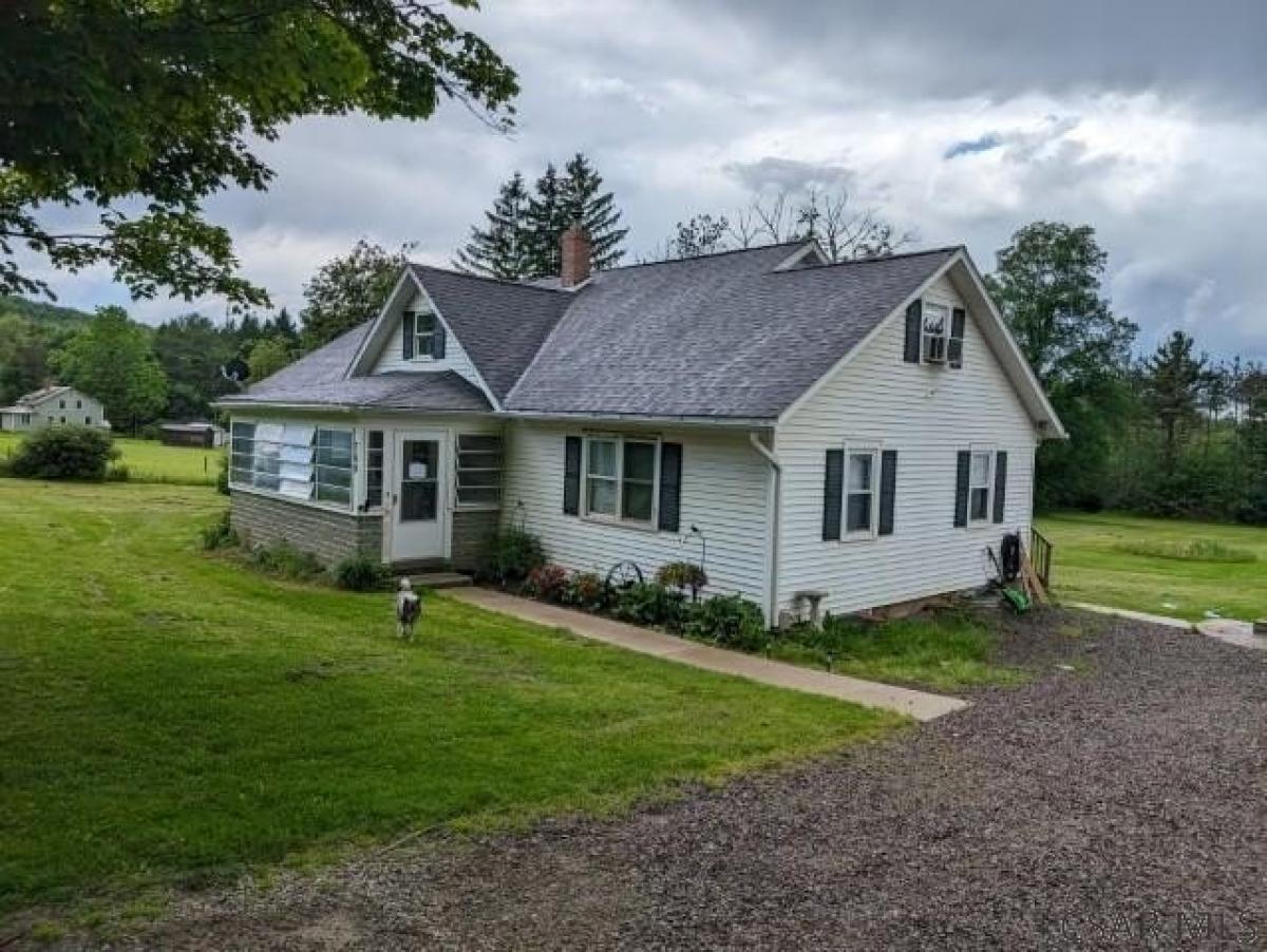 Picture of Home For Sale in Stoystown, Pennsylvania, United States