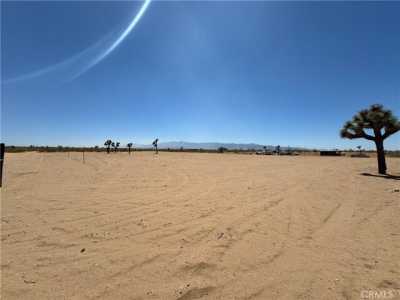 Residential Land For Sale in Phelan, California