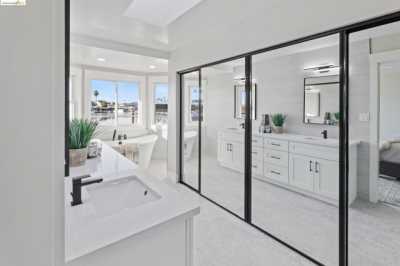 Home For Sale in Discovery Bay, California