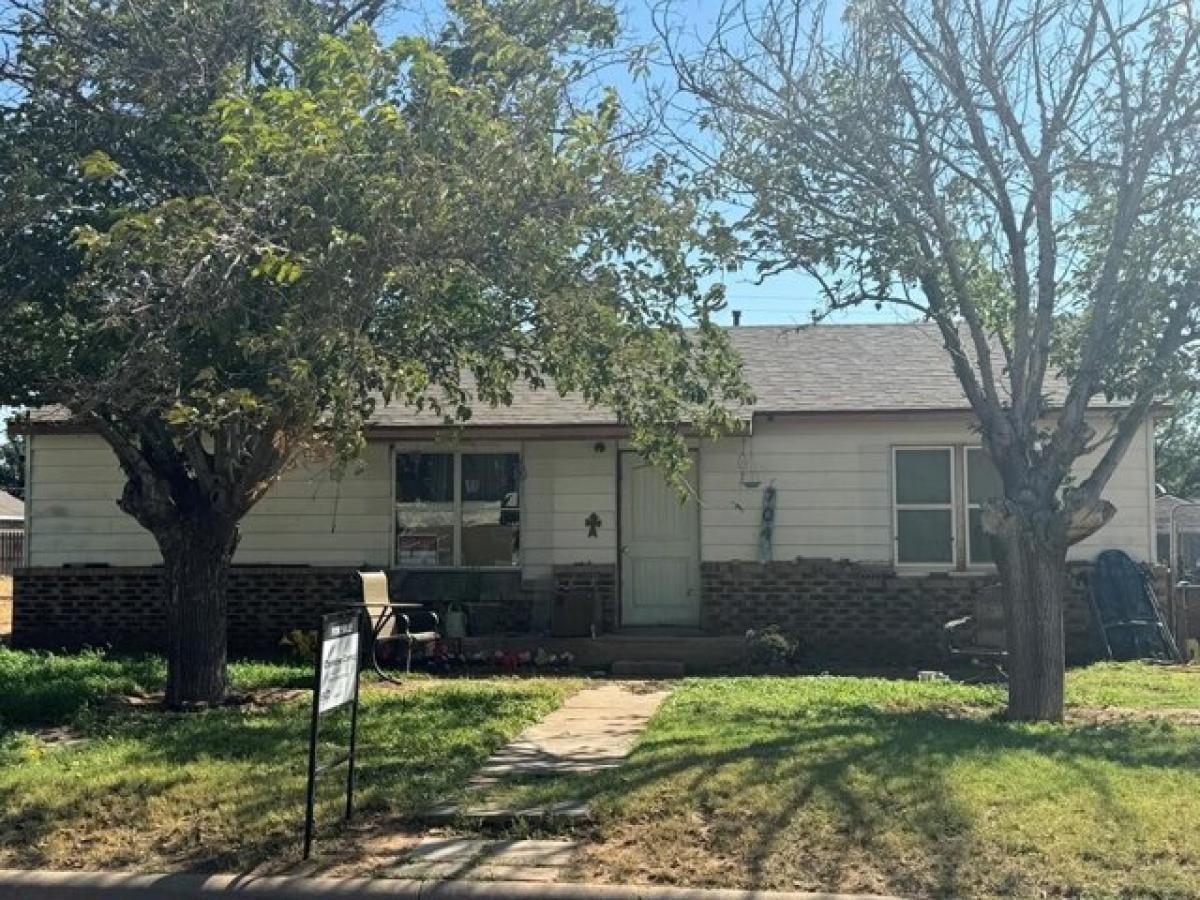 Picture of Home For Sale in Stanton, Texas, United States