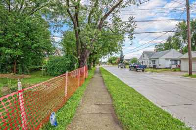 Residential Land For Sale in Roseville, Michigan