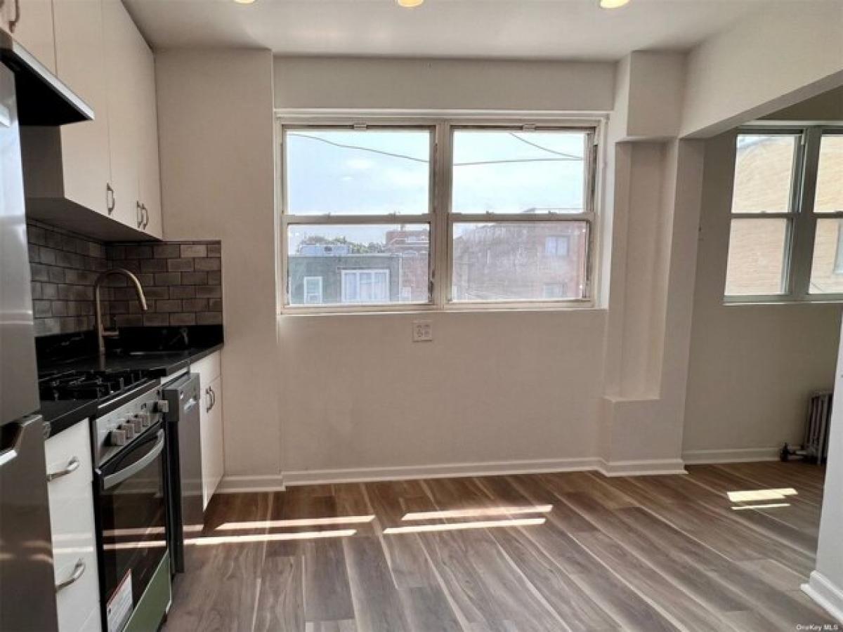 Picture of Apartment For Rent in Astoria, New York, United States