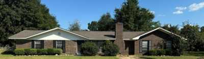 Home For Sale in Cottonwood, Alabama