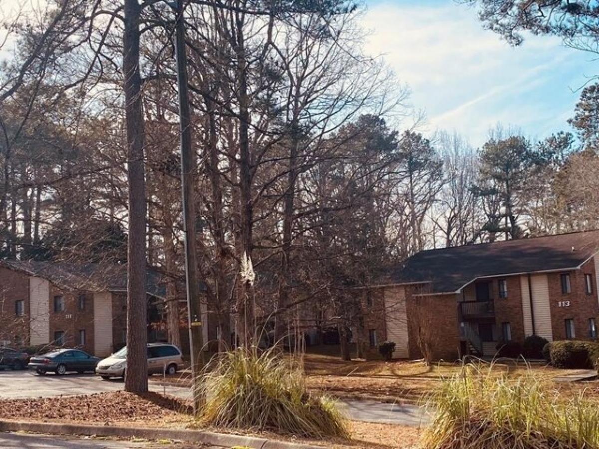 Picture of Home For Sale in Greenwood, South Carolina, United States