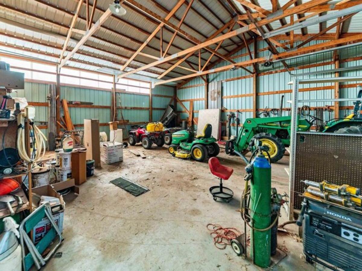 Picture of Home For Sale in Wheatland, Wyoming, United States