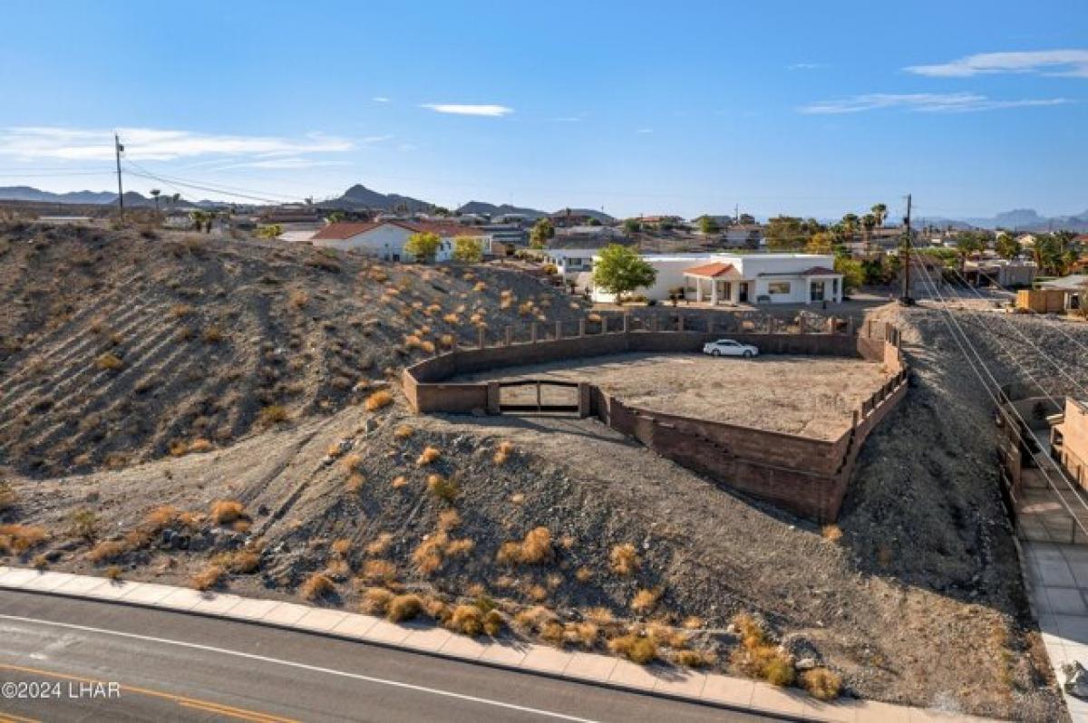 Picture of Residential Land For Sale in Lake Havasu City, Arizona, United States