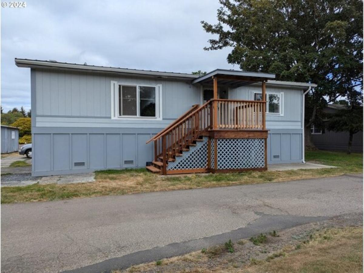 Picture of Home For Sale in Seaside, Oregon, United States