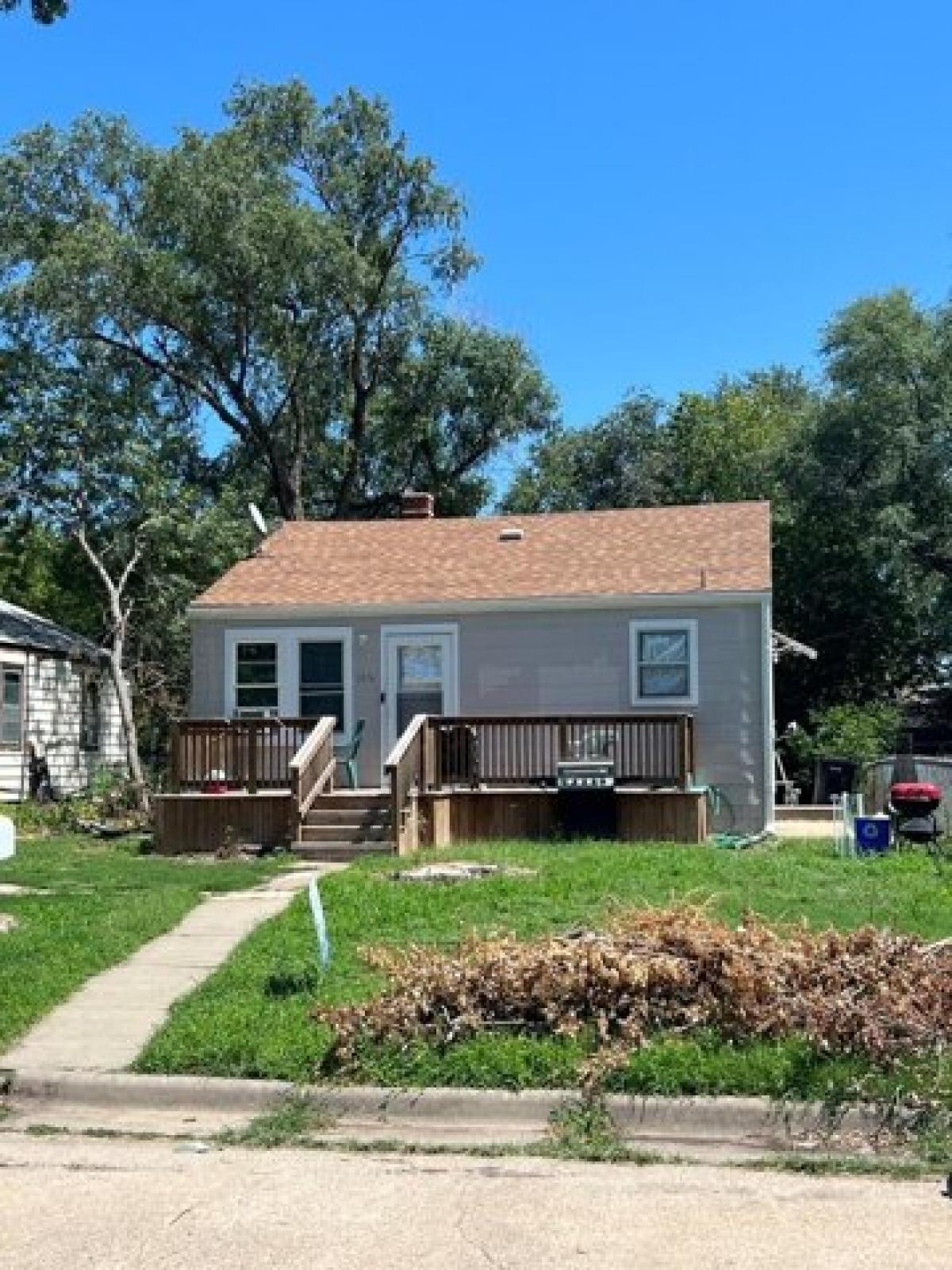 Picture of Home For Sale in Salina, Kansas, United States