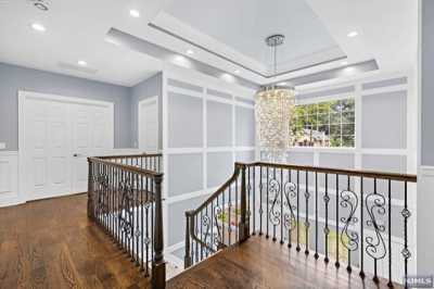 Home For Sale in Paramus, New Jersey