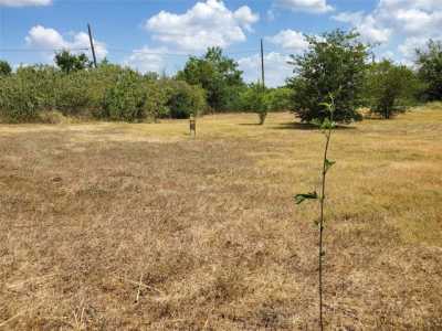 Residential Land For Sale in Taylor, Texas