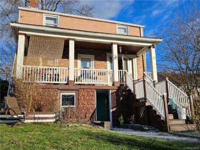 Home For Sale in Beacon, New York