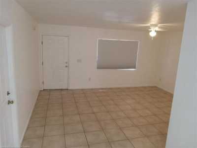 Home For Rent in Sebring, Florida