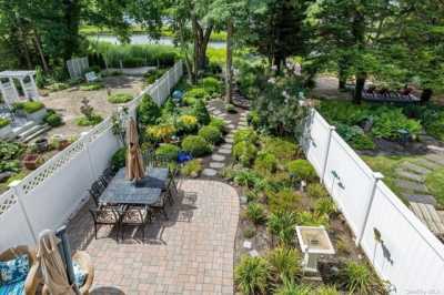 Home For Sale in Northport, New York