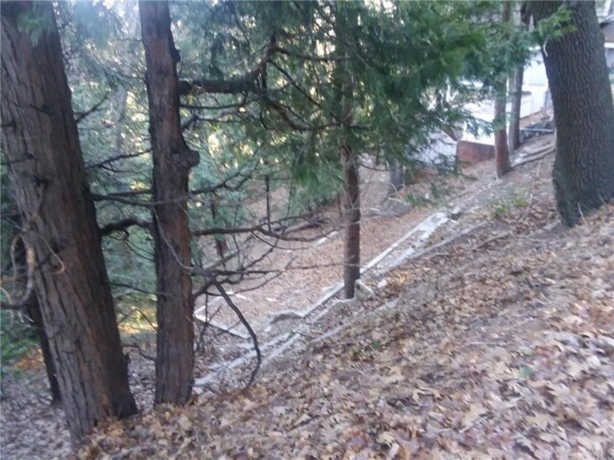 Picture of Residential Land For Sale in Crestline, California, United States