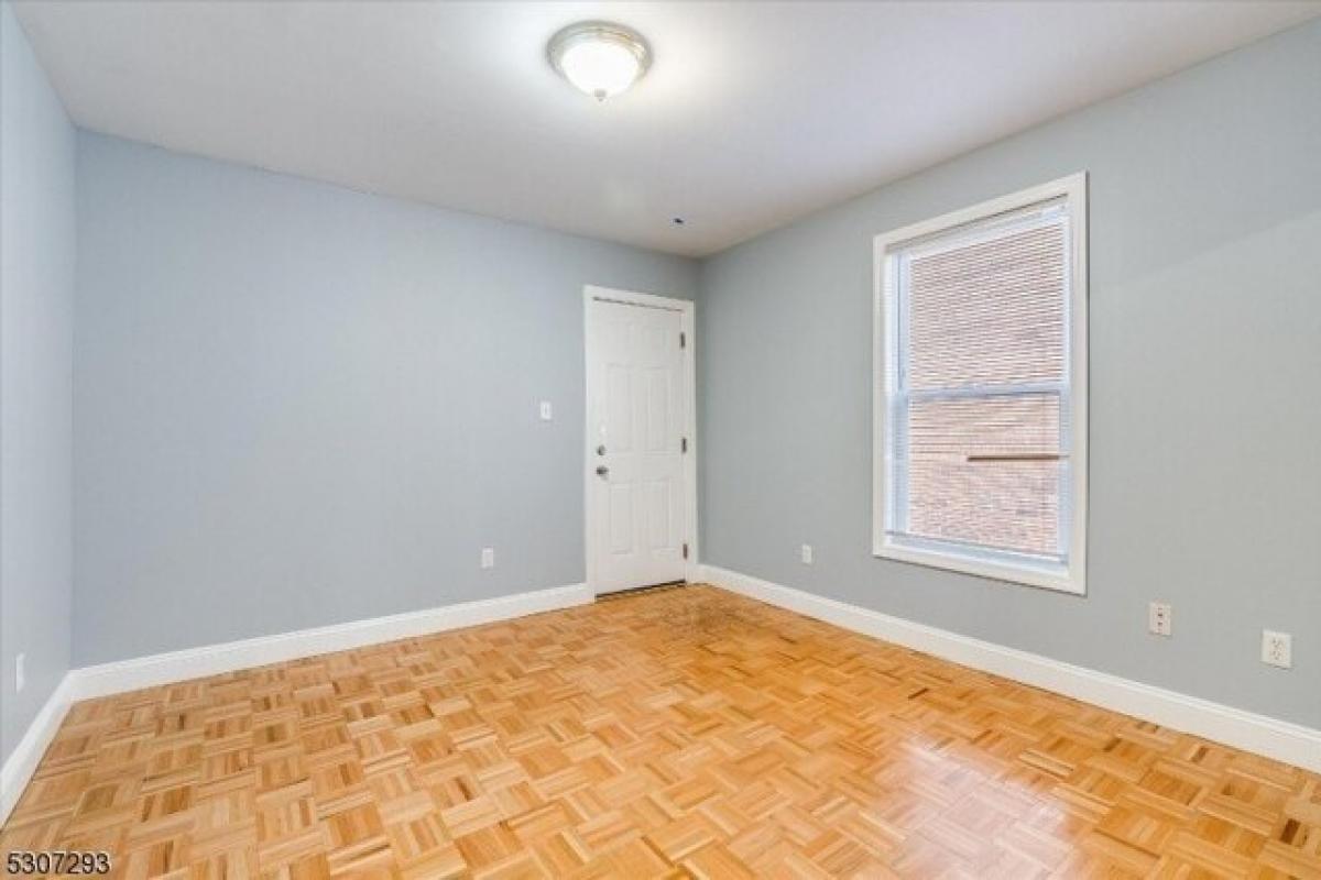 Picture of Apartment For Rent in Montclair, New Jersey, United States