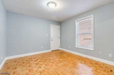 Apartment For Rent in Montclair, New Jersey