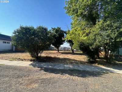 Residential Land For Sale in Goldendale, Washington