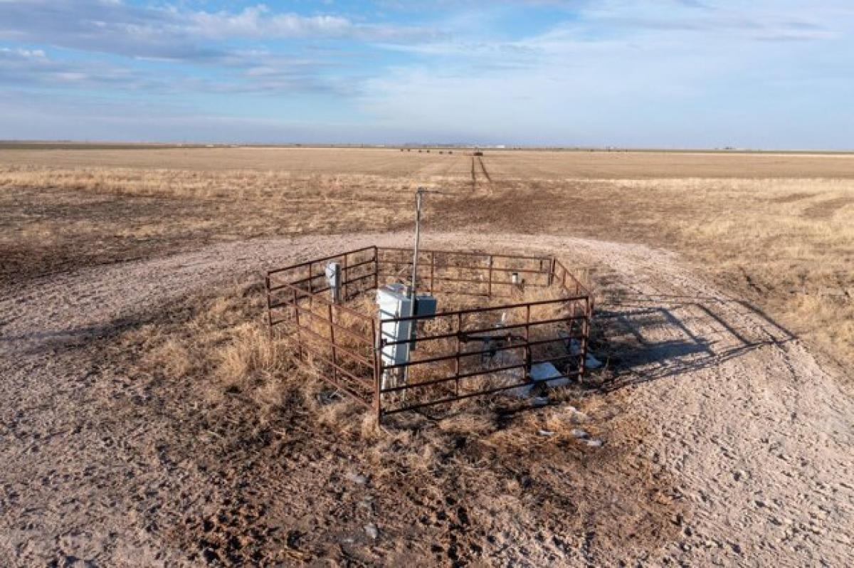 Picture of Residential Land For Sale in Spearman, Texas, United States