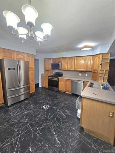 Home For Rent in Warren, Michigan