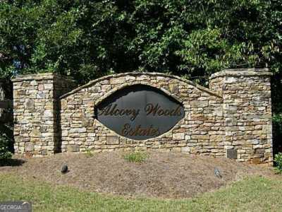 Residential Land For Sale in Lawrenceville, Georgia