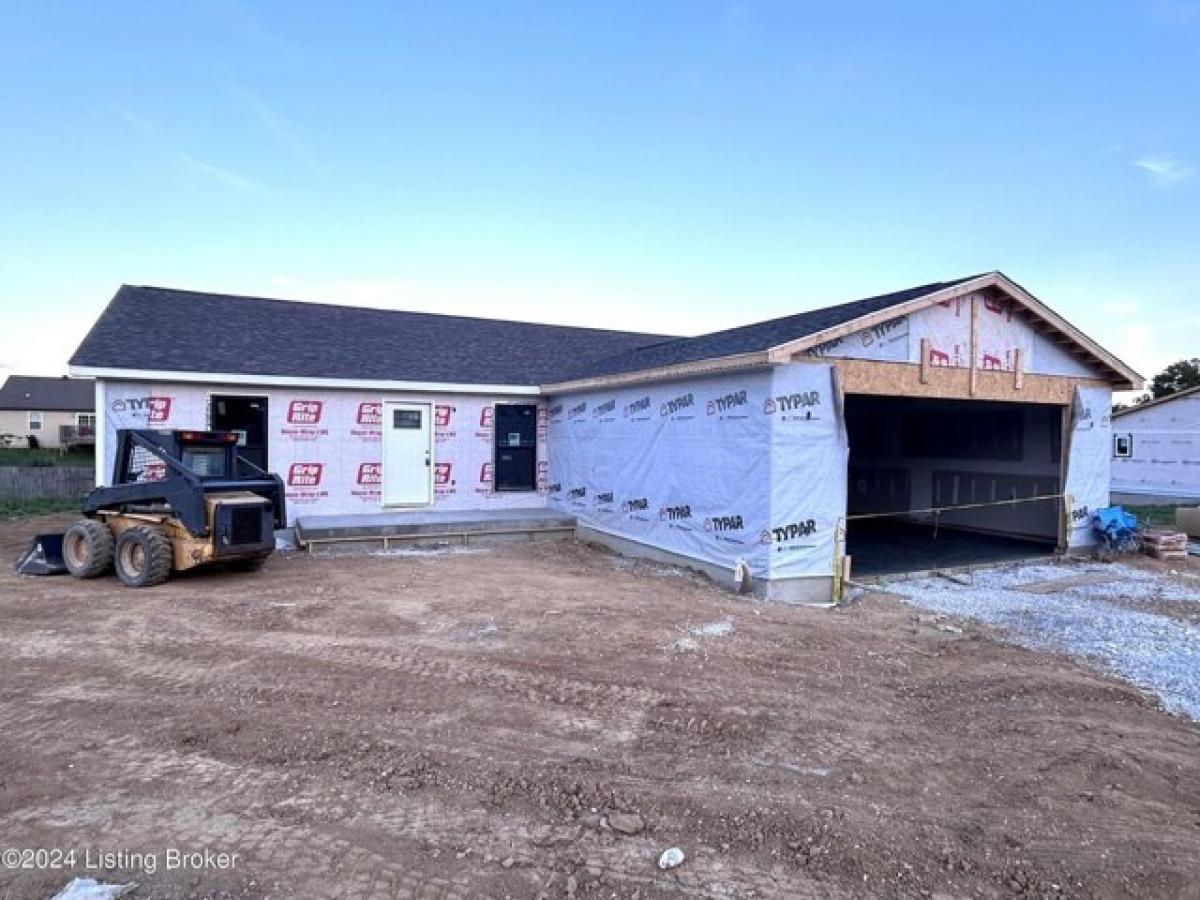 Picture of Home For Sale in Shelbyville, Kentucky, United States