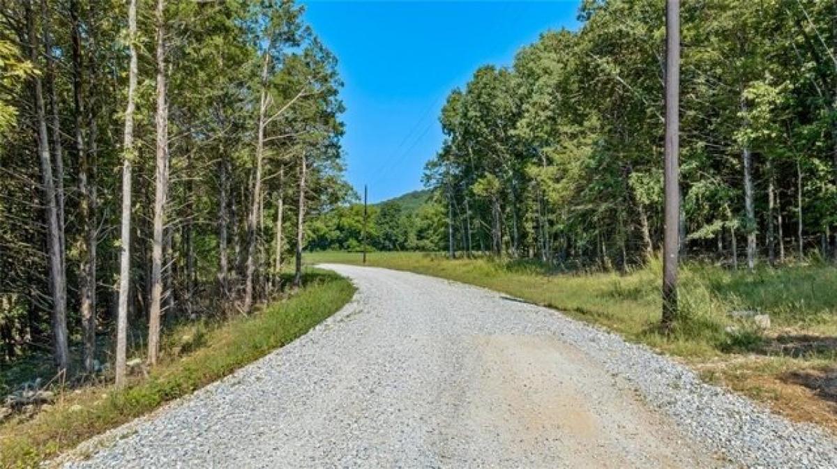 Picture of Residential Land For Sale in Fayetteville, Arkansas, United States